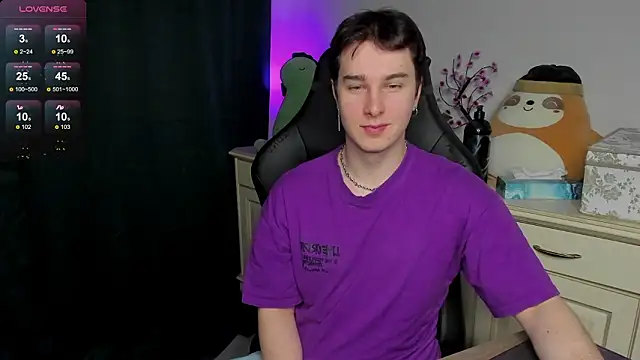 Snapshot of Vincent_Strong chatting on 01-17-26, 08:40 Vincent Strong online show from 01-17-26, 08:40