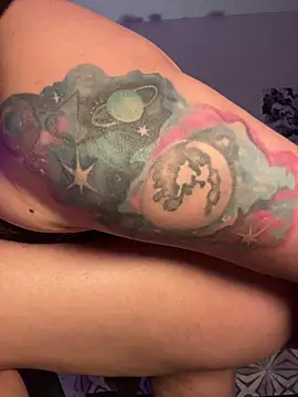 GigiiStone online show from 03-12-26, 10:58