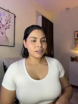 GigiiStone online show from 02-07-26, 10:40