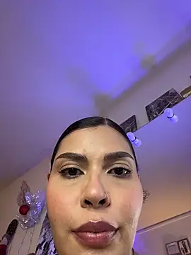 GigiiStone online show from 12-17-25, 09:53