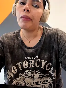 GigiiStone online show from 11-07-25, 02:10