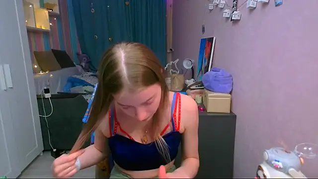 Snapshot of __Aphrodita__wow__ chatting on 02-19-25, 04:00   Aphrodita  wow   online show from 02-19-25, 04:00