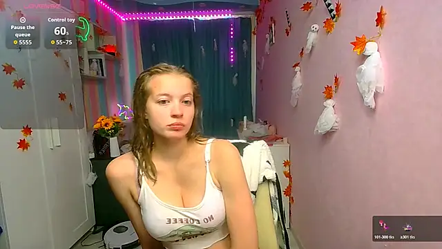 Snapshot of __Aphrodita__wow__ chatting on 10-24-25, 06:01   Aphrodita  wow   online show from 10-24-25, 06:01
