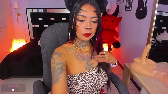 Kadarah online show from 10-22-25, 02:38