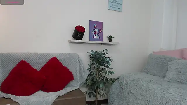 sofia perez    online show from 10-10-25, 08:20