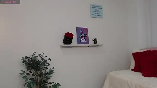 sofia perez    online show from 10-02-25, 08:01