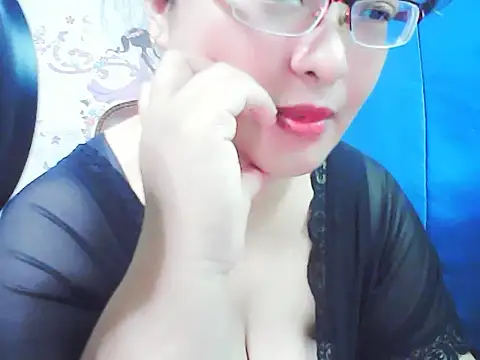 xiaorou-z online show from 09-10-25, 04:33
