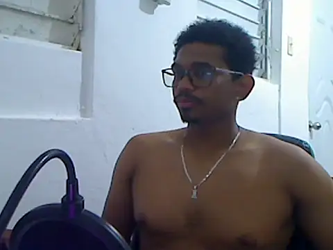 Gigachatx online show from 02-02-26, 09:25