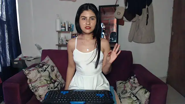 Nathacha online show from 03-18-25, 10:04