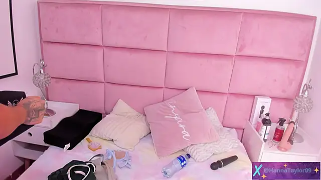 HannaTaylor online show from 03-19-25, 09:49