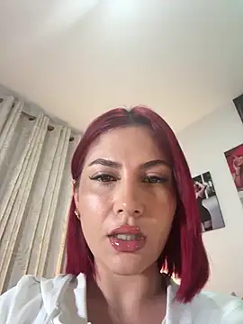 zafiro mo0n online show from 02-13-26, 10:54