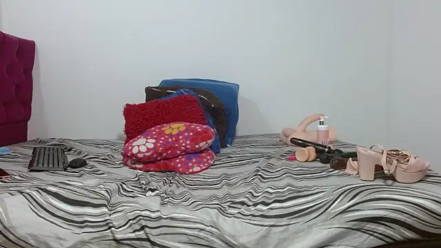 Snapshot of Titouminerve chatting on 09-09-25, 11:14 Titouminerve online show from 09-09-25, 11:14