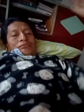 Snapshot of manuel1976 chatting on 07-11-26, 11:43 manuel1976 online show from 07-11-26, 11:43