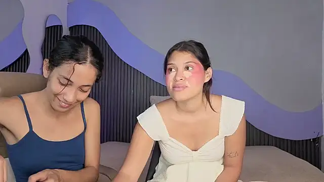 hot little bunny online show from 03-12-26, 09:08