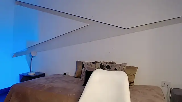 Snapshot of hot_little_bunny chatting on 11-07-25, 09:52 hot little bunny online show from 11-07-25, 09:52