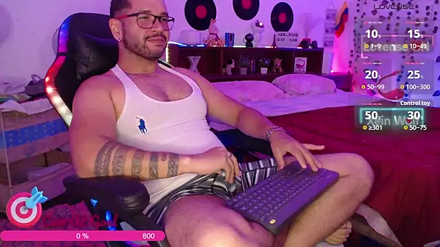Snapshot of Xein_WoIf chatting on 05-02-26, 03:23 Xein WoIf online show from 05-02-26, 03:23