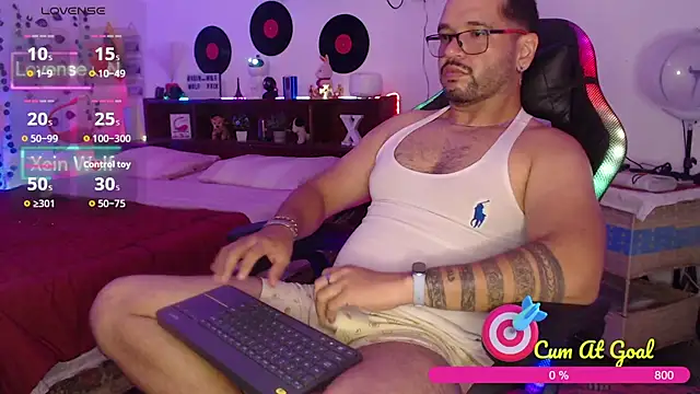 Xein WoIf online show from 04-09-26, 02:57