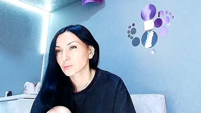 Snapshot of Siaconna chatting on 06-11-26, 09:50 Siaconna online show from 06-11-26, 09:50