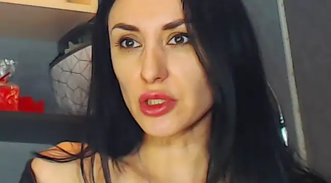 Snapshot of Siaconna chatting on 02-19-25, 09:06 Siaconna online show from 02-19-25, 09:06
