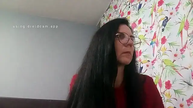 Snapshot of AlfejiRise chatting on 10-13-25, 04:19 AlfejiRise online show from 10-13-25, 04:19