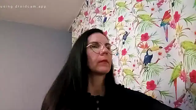 Snapshot of AlfejiRise chatting on 10-12-25, 01:56 AlfejiRise online show from 10-12-25, 01:56