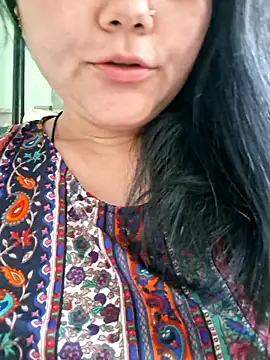 Snapshot of Doll_Nepali chatting on 05-12-26, 12:51 Doll Nepali online show from 05-12-26, 12:51