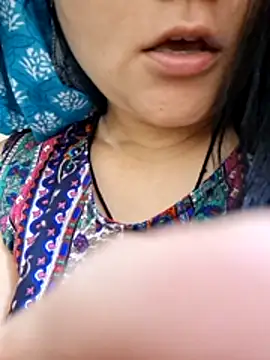 Snapshot of Doll_Nepali chatting on 08-06-26, 06:58 Doll Nepali online show from 08-06-26, 06:58