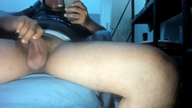 Snapshot of Novin18RJ chatting on 12-21-25, 02:46 Novin18RJ online show from 12-21-25, 02:46