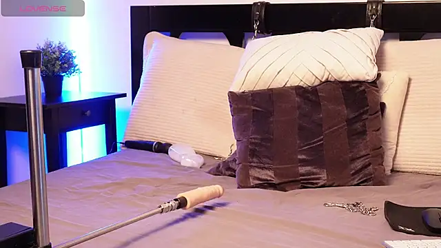 AmandaWat online show from 02-04-25, 01:27