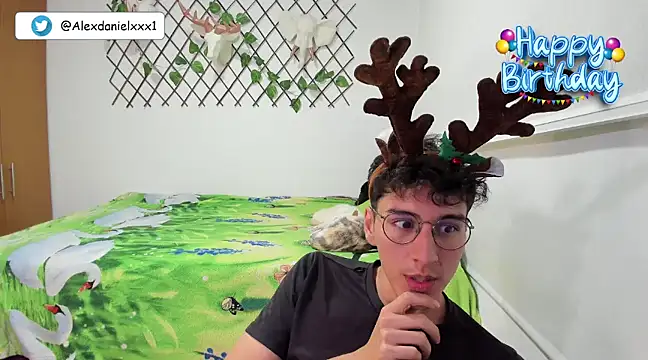 Snapshot of Jackson_Careyy chatting on 12-18-24, 10:35 Jackson Careyy online show from 12-18-24, 10:35