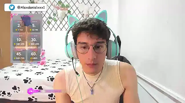 Snapshot of Jackson_Careyy chatting on 01-30-25, 10:41 Jackson Careyy online show from 01-30-25, 10:41