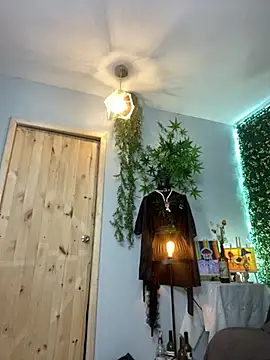 VickyJackson  online show from 02-16-26, 08:18