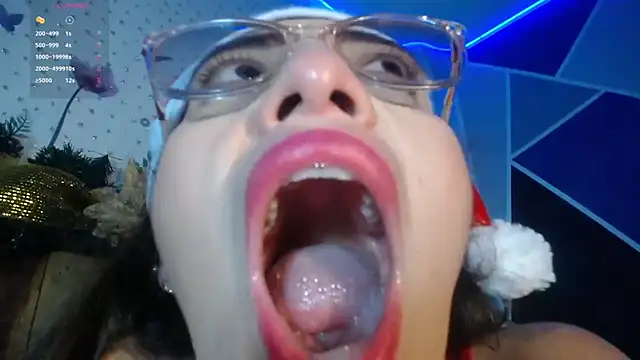 DaMikaela  online show from 12-02-25, 07:04