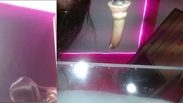 Snapshot of sammyEvans__ chatting on 02-19-26, 02:08 sammyEvans online show from 02-19-26, 02:08