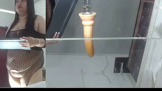 sammyEvans   online show from 10-29-25, 01:10