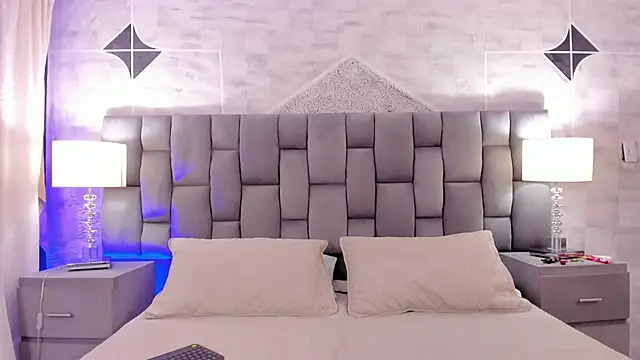 Snapshot of CinthiaCollins chatting on 02-05-25, 10:11 CinthiaCollins online show from 02-05-25, 10:11