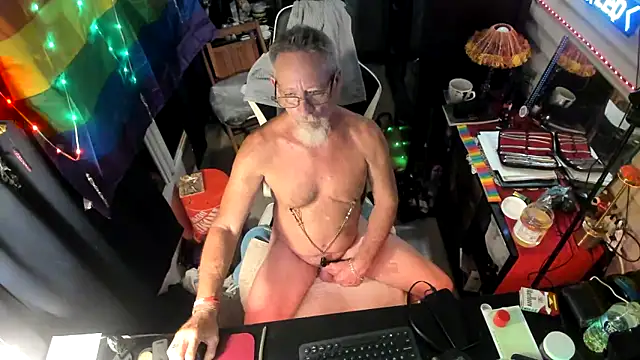 Daddysthick online show from 09-26-25, 03:57