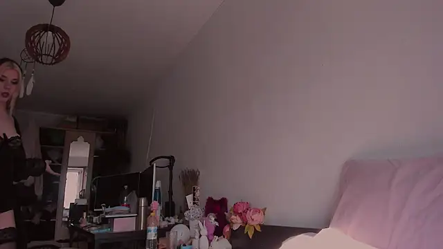  eva  pleasure  online show from 03-25-26, 06:46