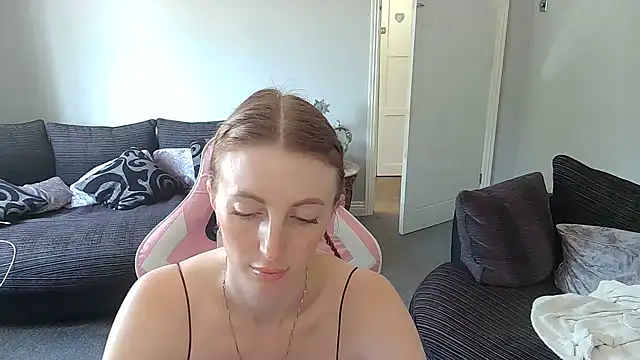 Snapshot of Red_firesquirt chatting on 04-29-26, 08:51 Red firesquirt online show from 04-29-26, 08:51