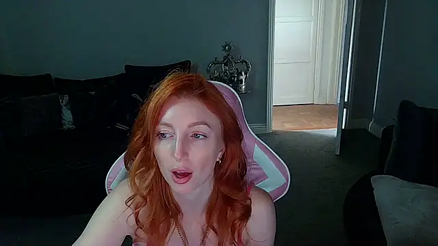 Red firesquirt online show from 03-13-25, 03:28