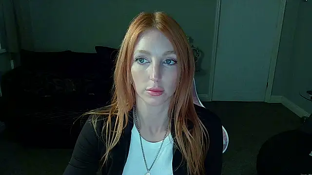 Red firesquirt online show from 09-22-25, 09:32