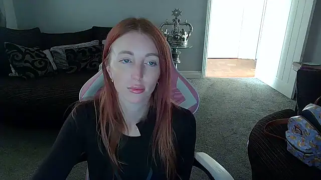 Red firesquirt online show from 01-07-26, 02:00