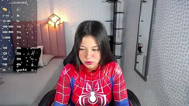 LORENADAVIES online show from 10-14-25, 12:50