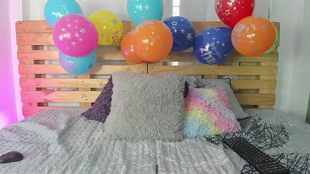 shantal rosse1 online show from 11-21-25, 12:26