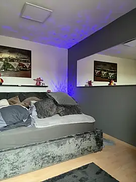 BunnyDiamond1 online show from 06-17-26, 05:12
