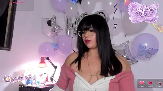 Yelly online show from 07-22-26, 06:04