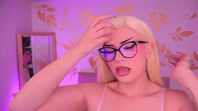 Misselektra   online show from 02-06-26, 06:09