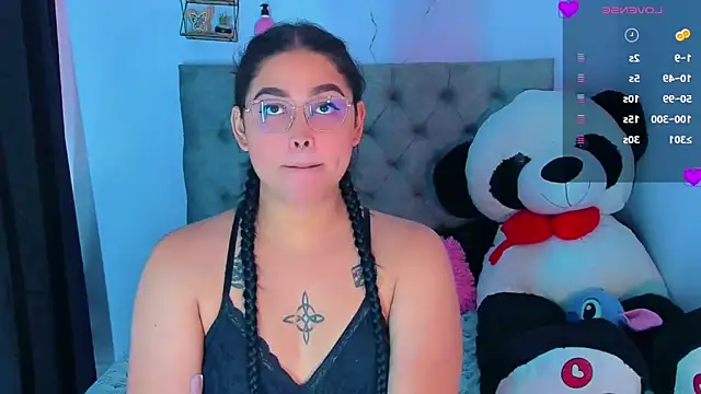 Snapshot of mabellfox chatting on 10-08-25, 07:47 mabellfox online show from 10-08-25, 07:47