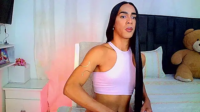 Snapshot of carmen14 chatting on 02-12-26, 04:34 carmen14 online show from 02-12-26, 04:34