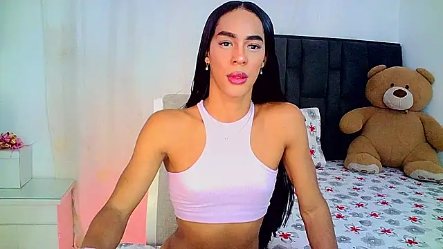 Snapshot of carmen14 chatting on 02-28-26, 03:17 carmen14 online show from 02-28-26, 03:17